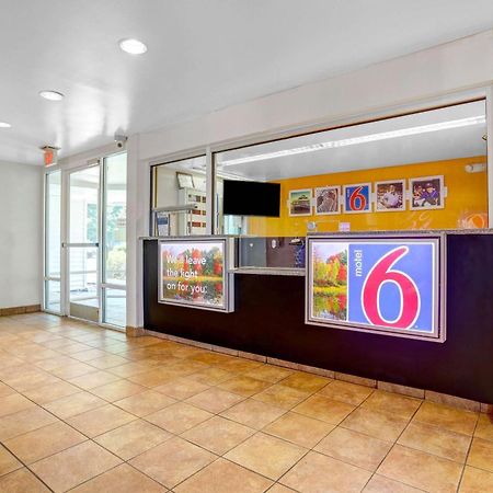 Motel 6-Raleigh, Nc - North Εξωτερικό φωτογραφία