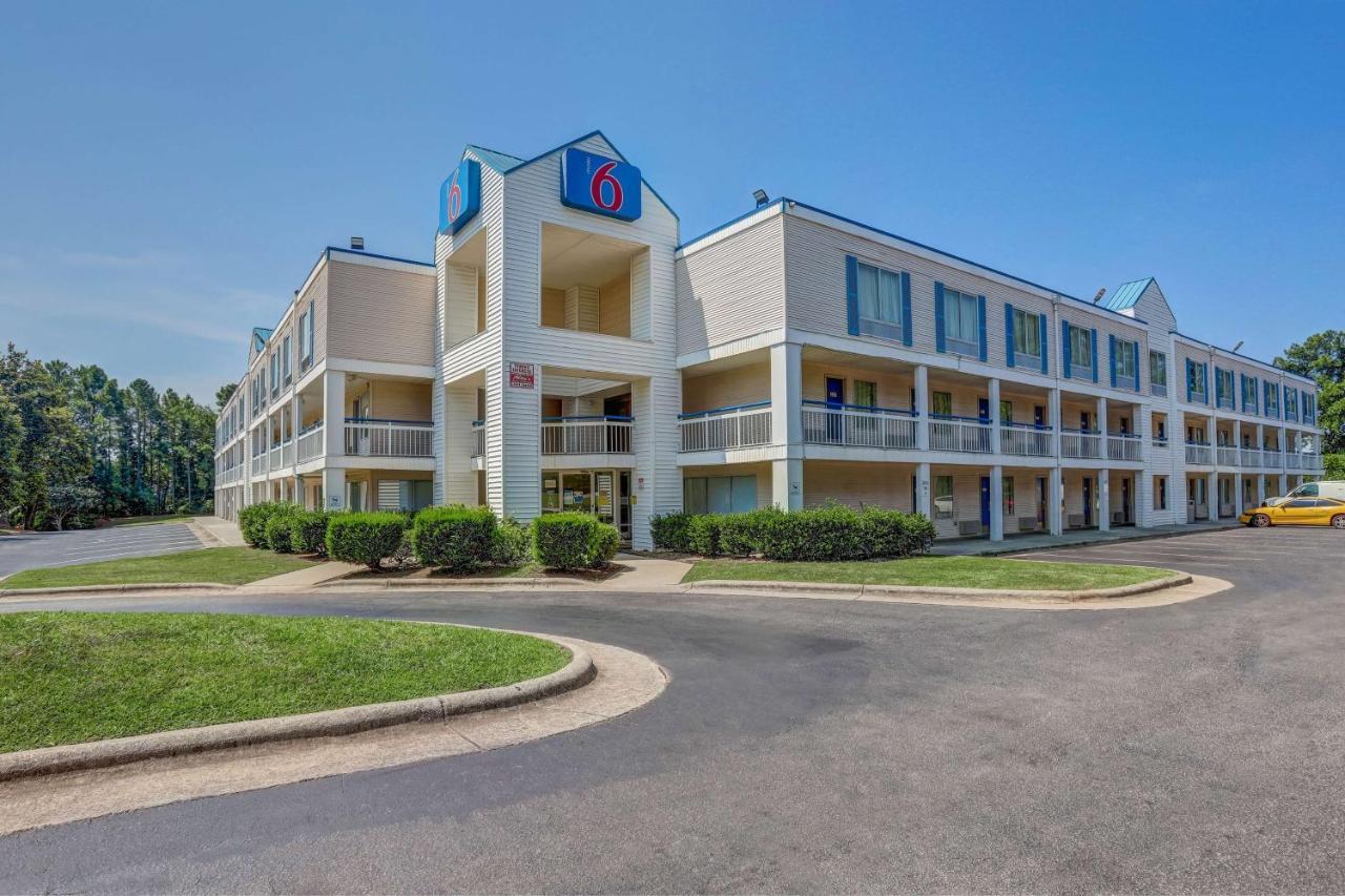 Motel 6-Raleigh, Nc - North Εξωτερικό φωτογραφία