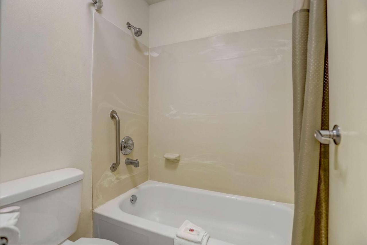 Motel 6-Raleigh, Nc - North Εξωτερικό φωτογραφία